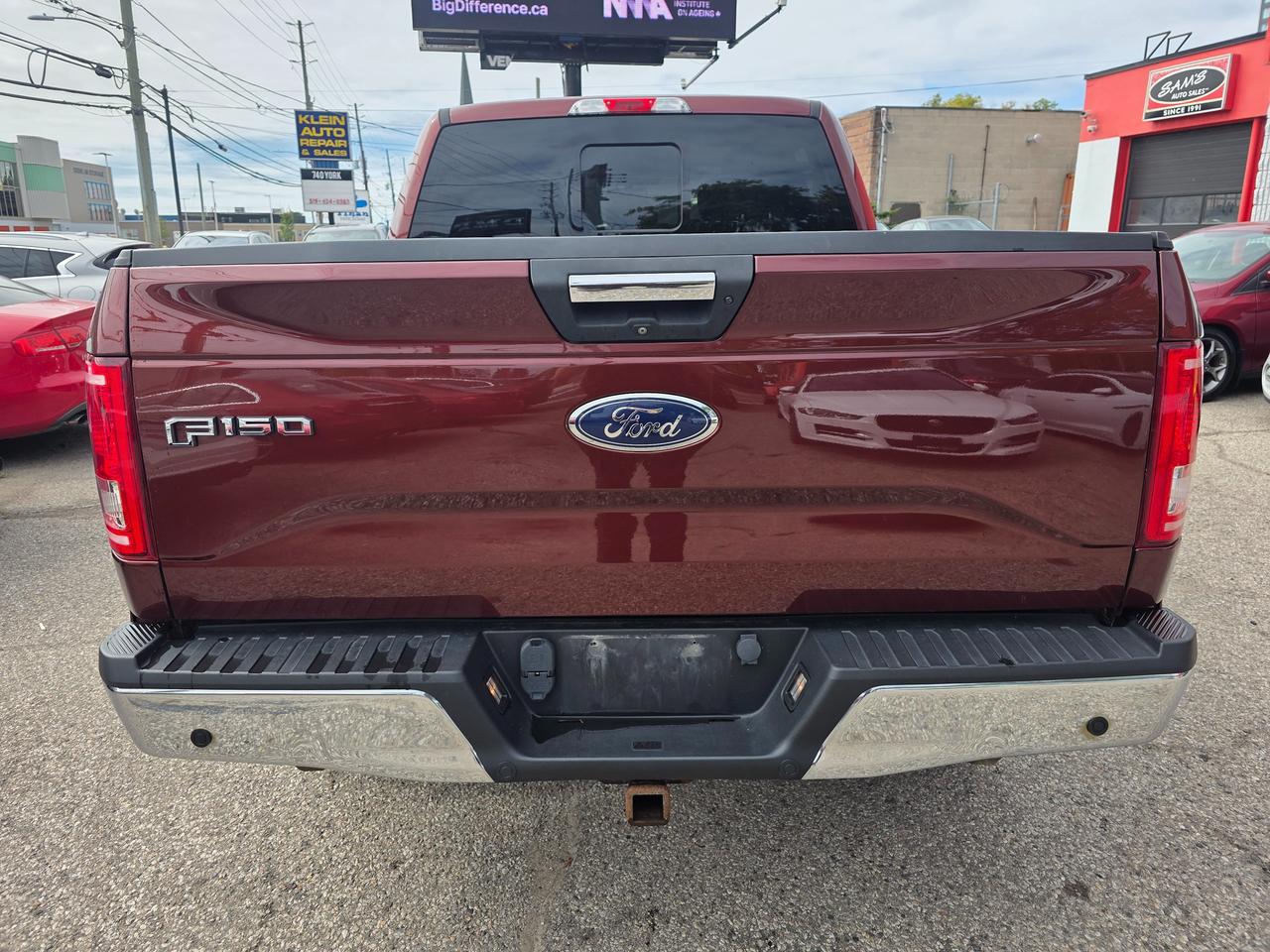 2017 Ford F-150 XLT 4WD SUPERCREW Photo