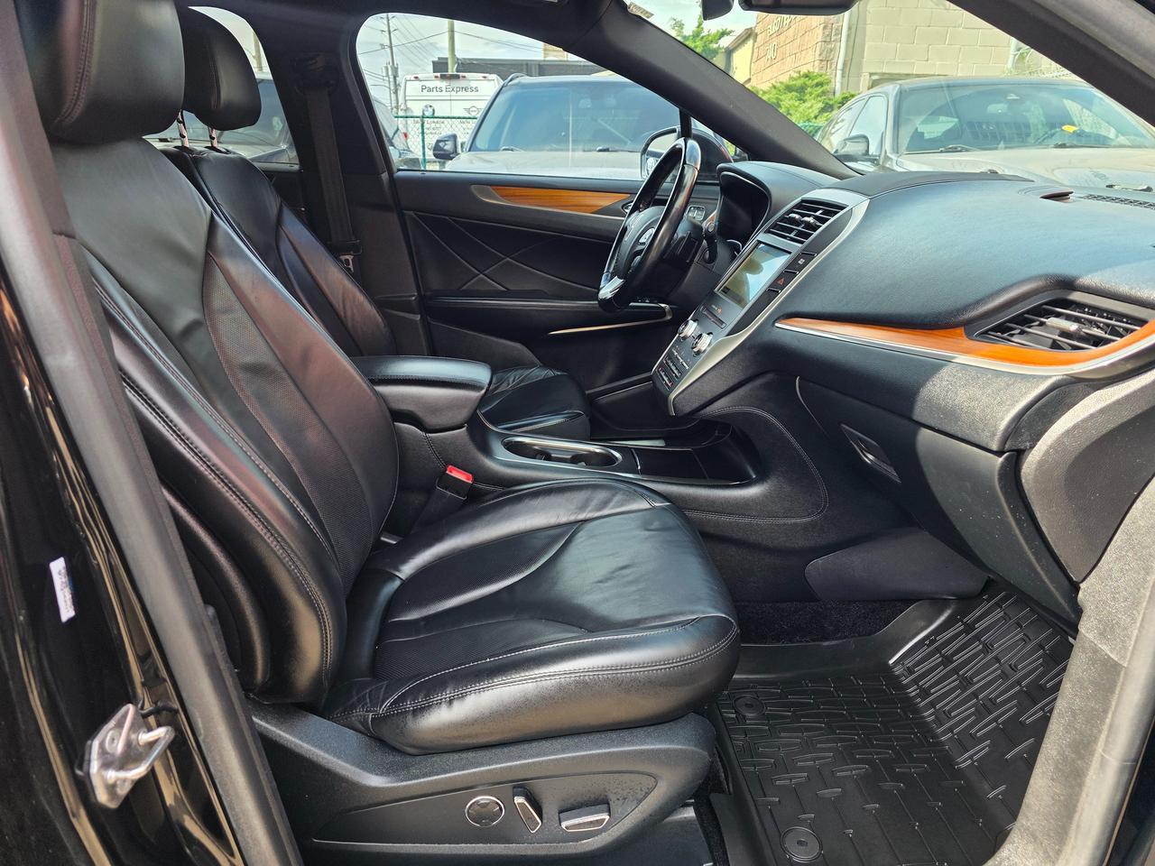 2018 Lincoln MKC AWD SELECT Photo