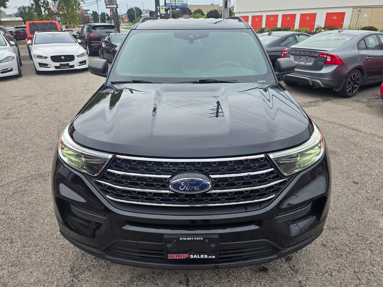 2020 Ford Explorer XLT 4WD Photo