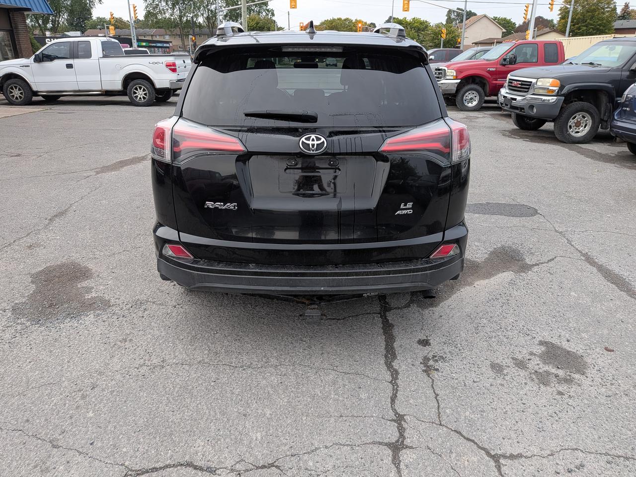 2017 Toyota RAV4 AWD 4dr LE Photo