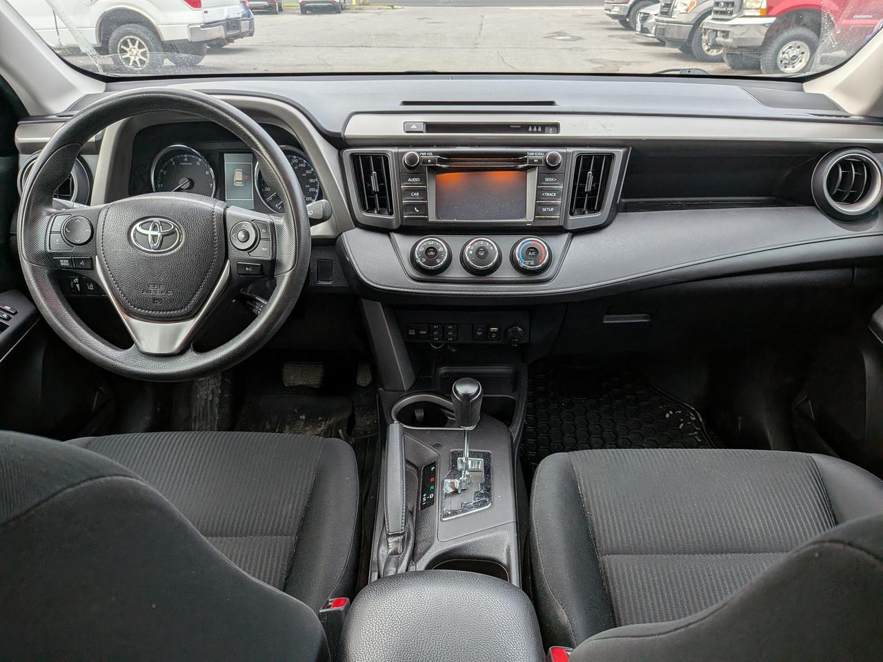 2017 Toyota RAV4 AWD 4dr LE Photo