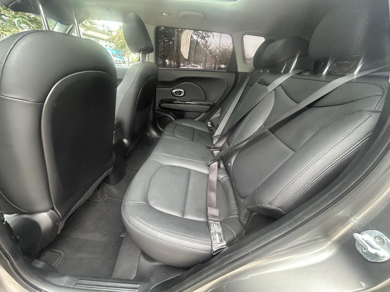2016 Kia Soul EX - Photo #10