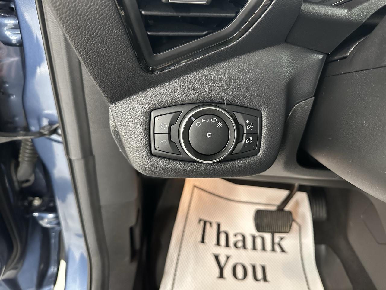 2018 Ford Escape SEL FWD Photo33