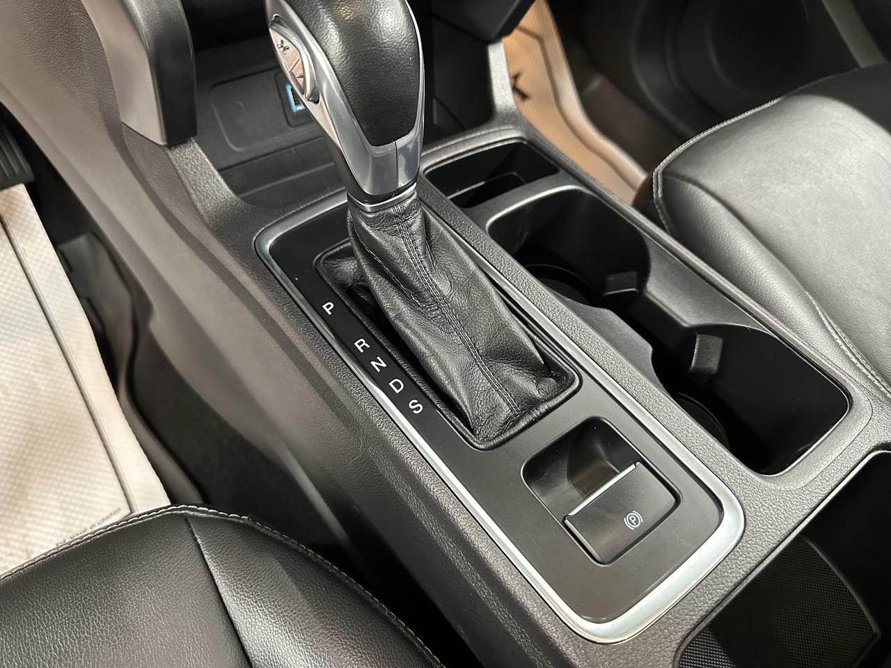 2018 Ford Escape SEL FWD Photo