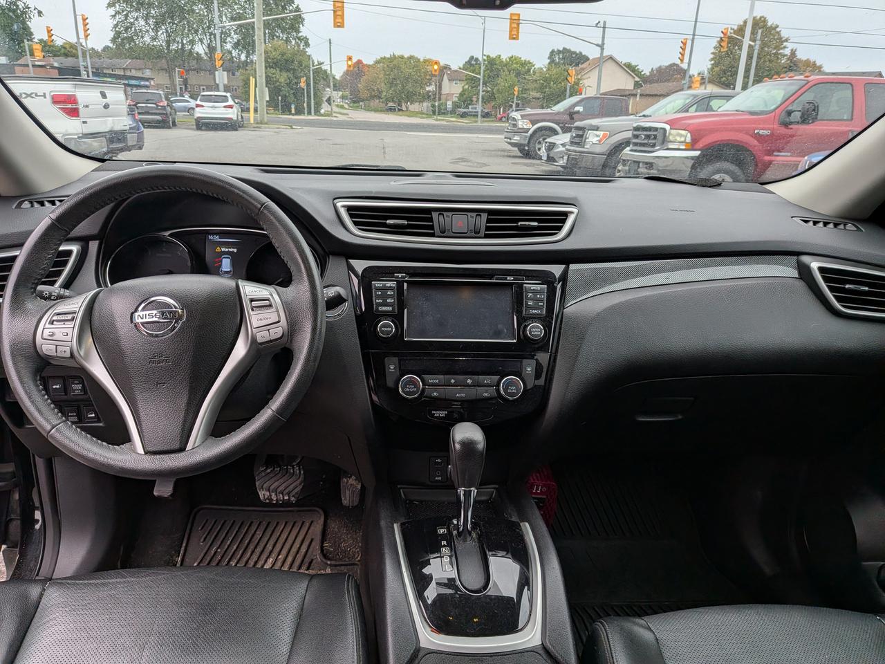 2015 Nissan Rogue SL Photo