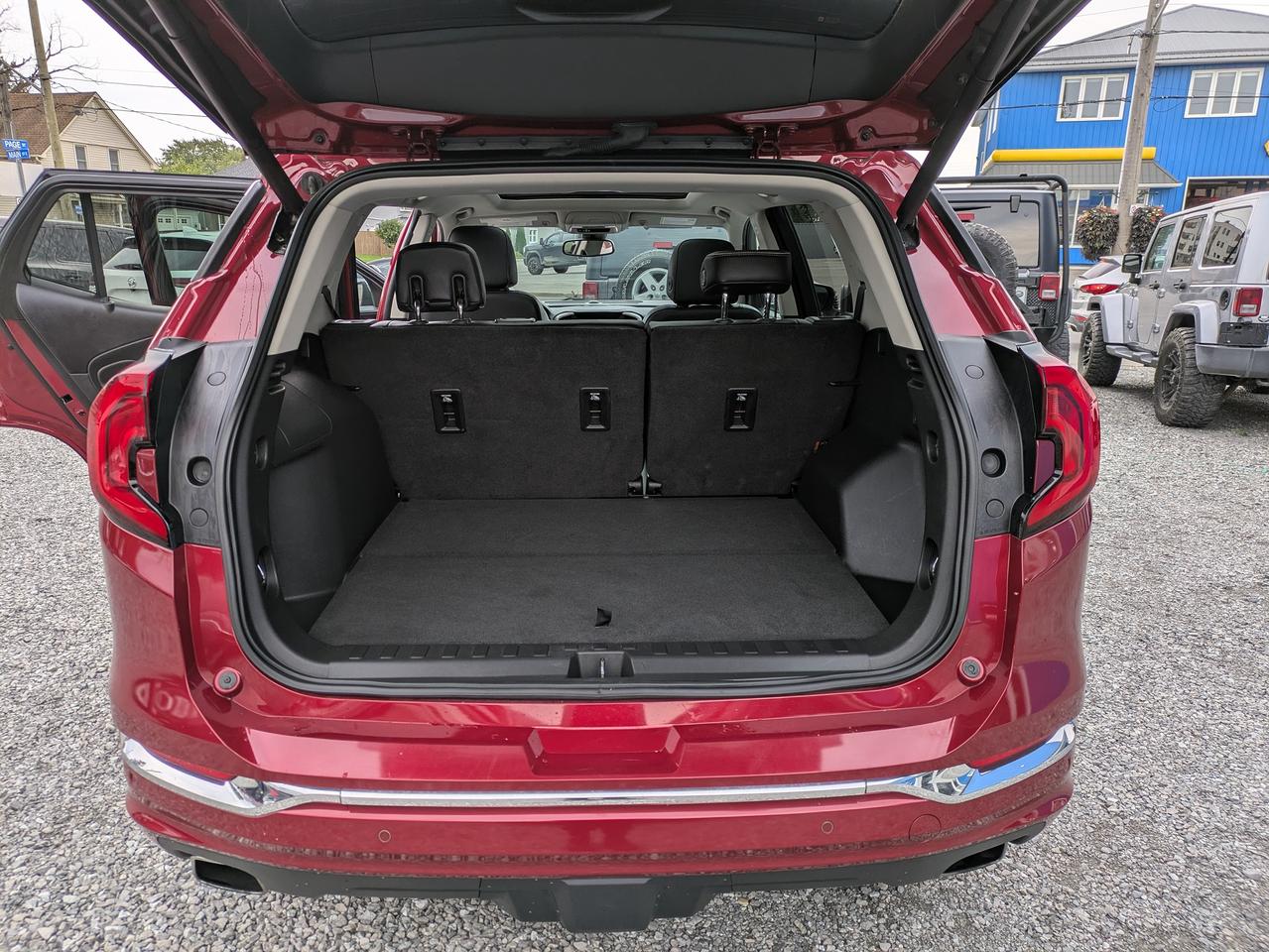 2019 GMC Terrain Awd 4dr Denali Photo