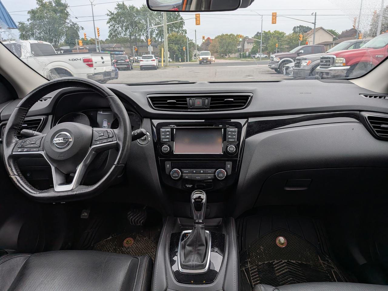 2018 Nissan Qashqai SL Photo