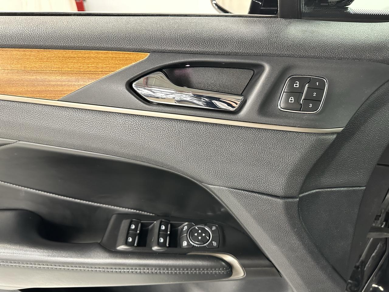 2019 Lincoln MKC AWD RESERVE Photo