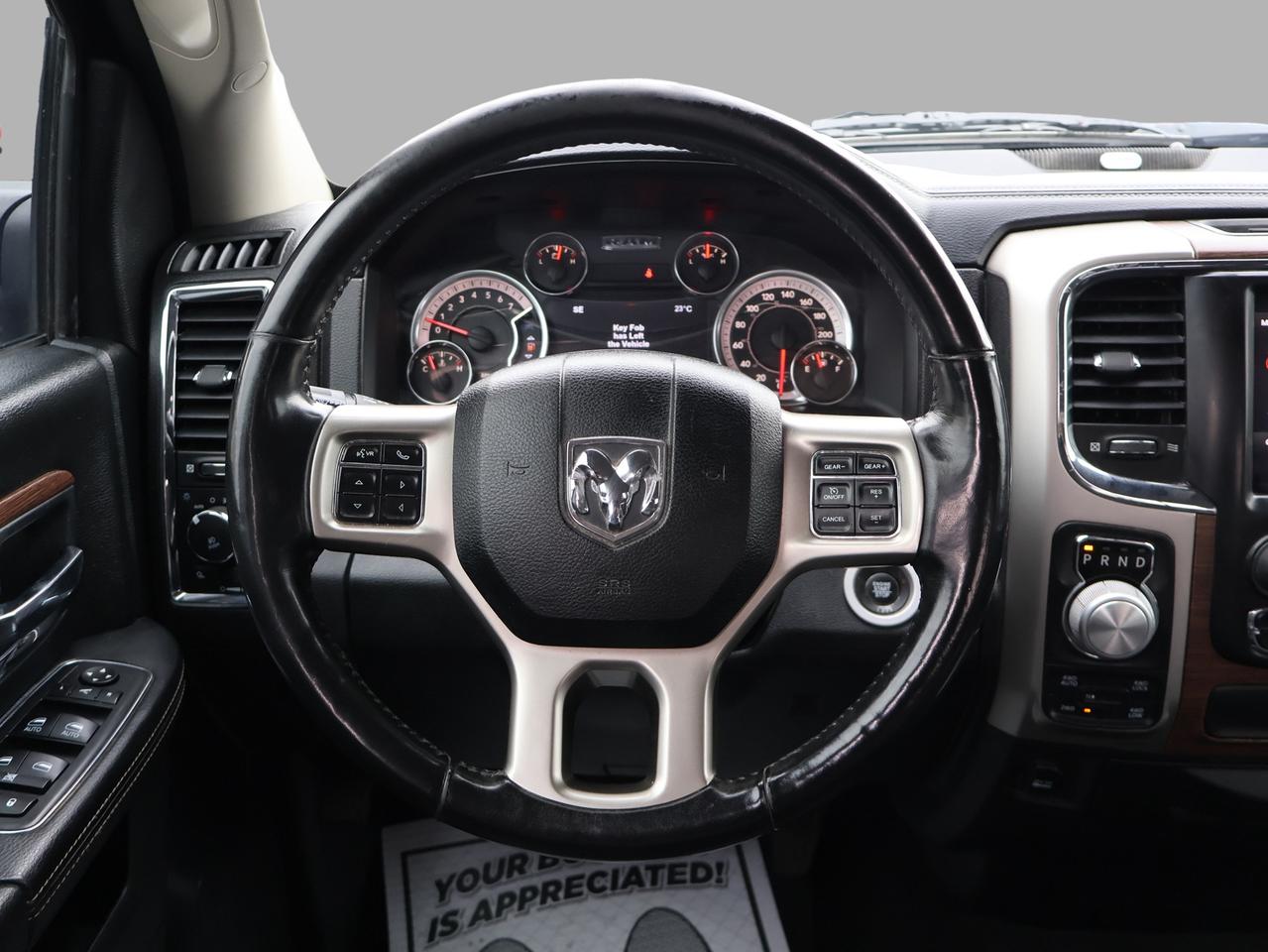 2018 RAM 1500 HIMI LARAMIE 4WD CAMERA BLUETOOTH LEATHER HEATED SEATS CRUISE ALLOYS Photo