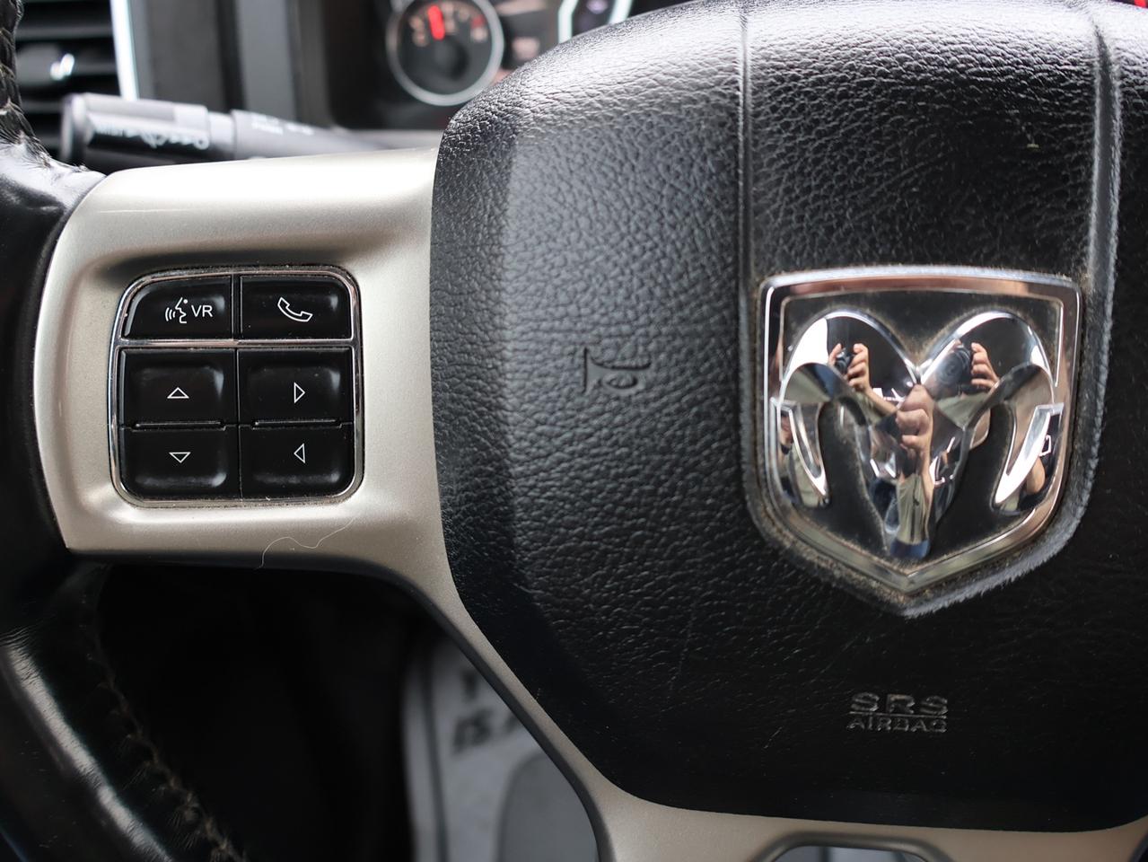2018 RAM 1500 HIMI LARAMIE 4WD CAMERA BLUETOOTH LEATHER HEATED SEATS CRUISE ALLOYS Photo