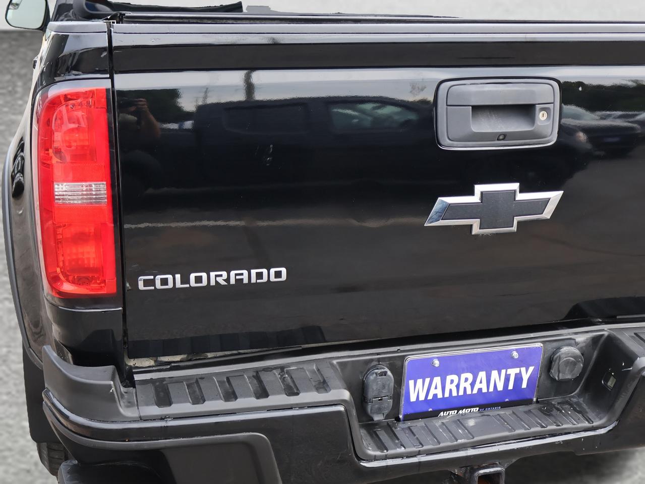 2018 Chevrolet Colorado V6 Z71 CREW CAB AWD *ACCIDENT FREE*1 OWNER*SERVICE RECORDS* CAMERA NAV BLUETOOTH LEATHER HEATED SEATS CRUISE ALLOYS Photo