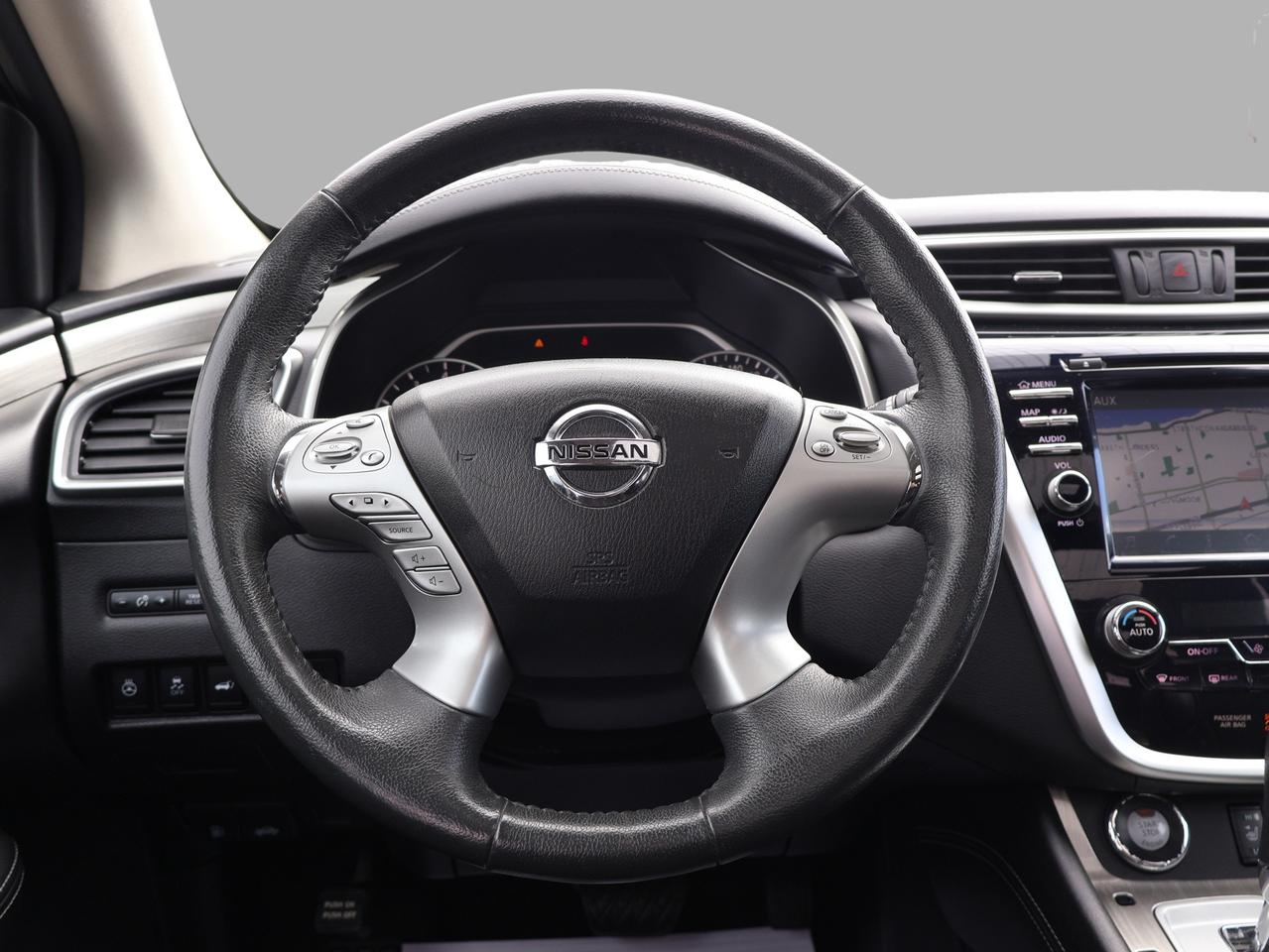 2017 Nissan Murano SV AWD CERTIFIED *ACCIDENT FREE*SERVICE RECORDS* CAMERA BLUETOOTH HEATED SEATS PANO ROOF CRUISE ALLOYS Photo