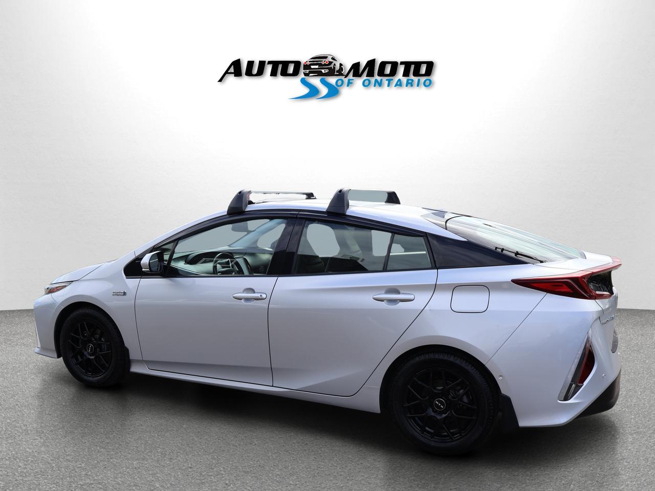 2020 Toyota Prius Prime PLUG-IN *ACCIDENT FREE*TOYOTA MAINTAIN*1 OWNER* CAMERA NAV BLUETOOTH LEATHER HEATED SEATS CRUISE ALLOYS Photo