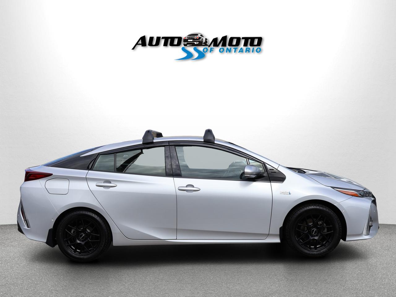 2020 Toyota Prius Prime PLUG-IN *ACCIDENT FREE*TOYOTA MAINTAIN*1 OWNER* CAMERA NAV BLUETOOTH LEATHER HEATED SEATS CRUISE ALLOYS Photo