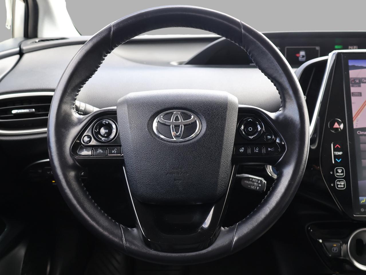 2020 Toyota Prius Prime PLUG-IN *ACCIDENT FREE*TOYOTA MAINTAIN*1 OWNER* CAMERA NAV BLUETOOTH LEATHER HEATED SEATS CRUISE ALLOYS Photo