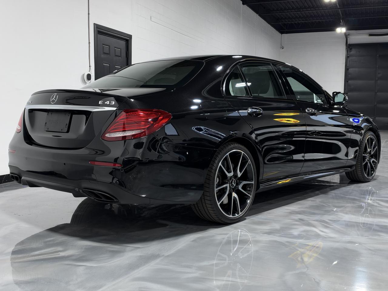 2018 Mercedes-Benz E-Class AMG E 43 Photo