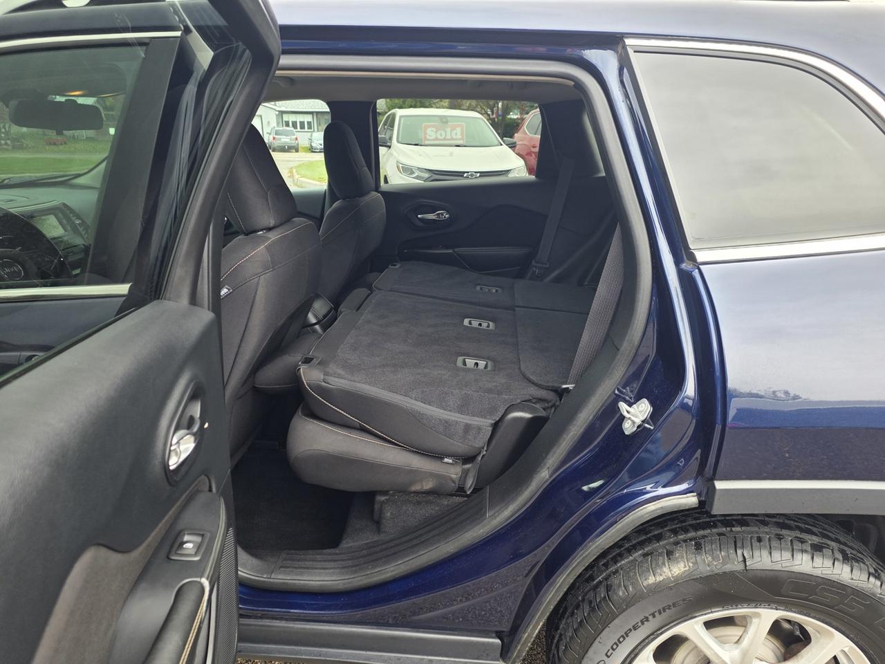 2016 Jeep Cherokee NORTH 4X4 Photo