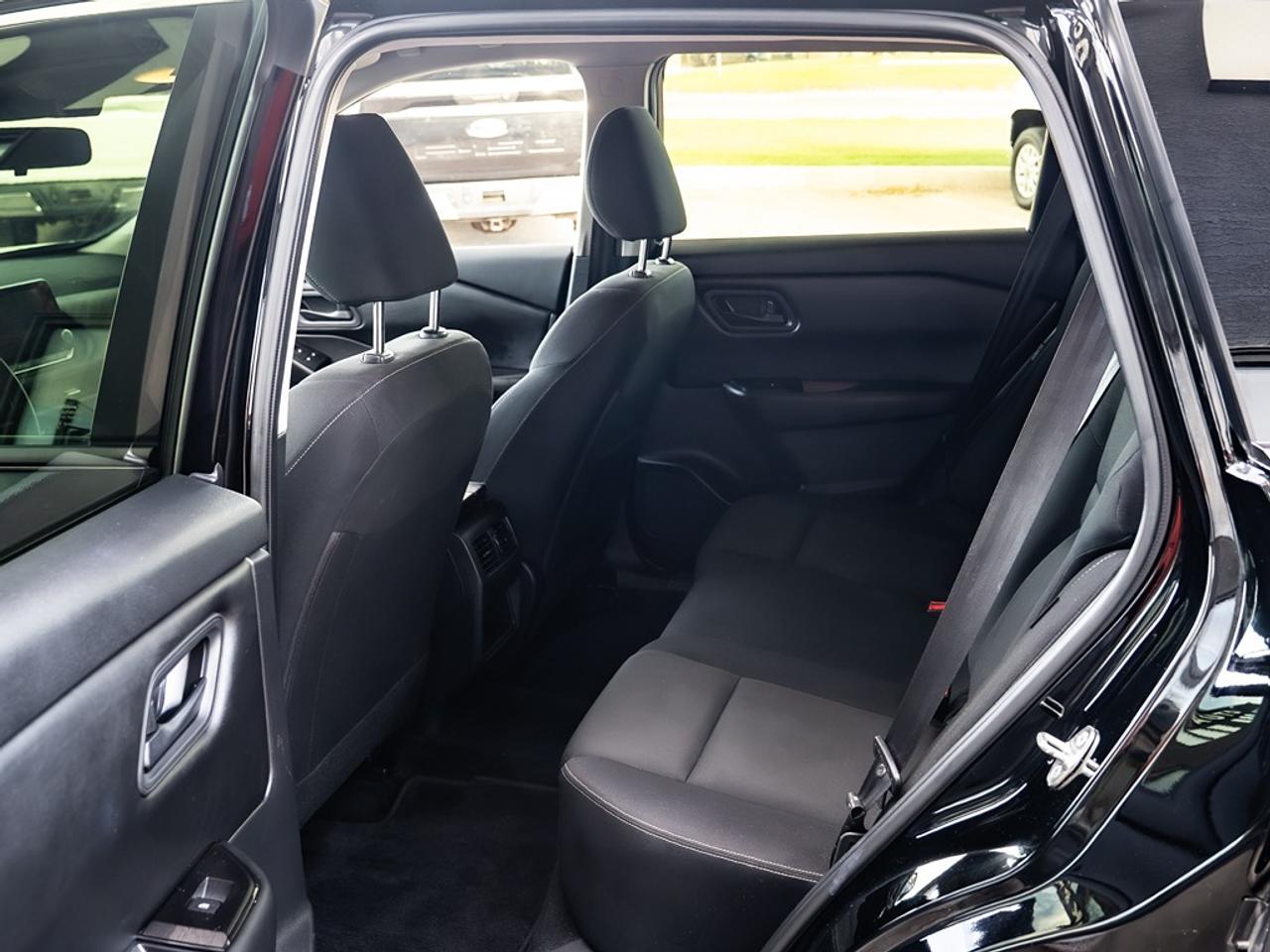 2024 Nissan Rogue AWD S Photo35