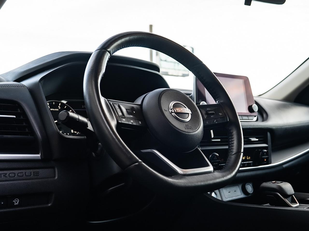 2024 Nissan Rogue AWD S Photo11