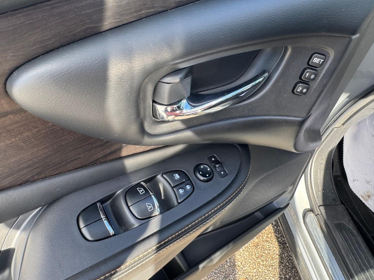 2022 Nissan Murano AWD PLATINUM Photo