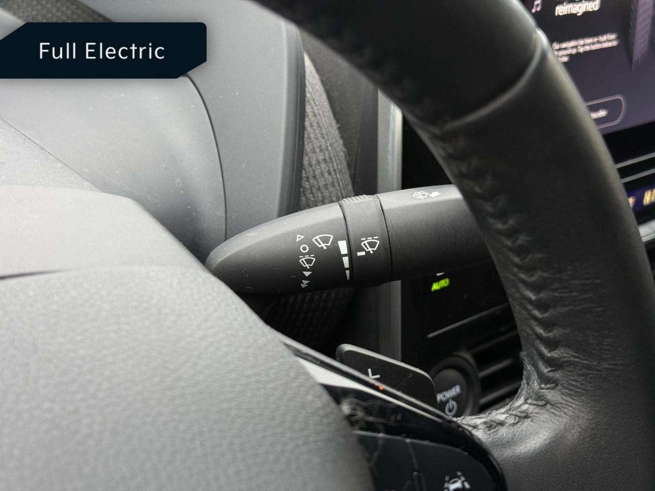 2023 Subaru Solterra Premium AWD Photo