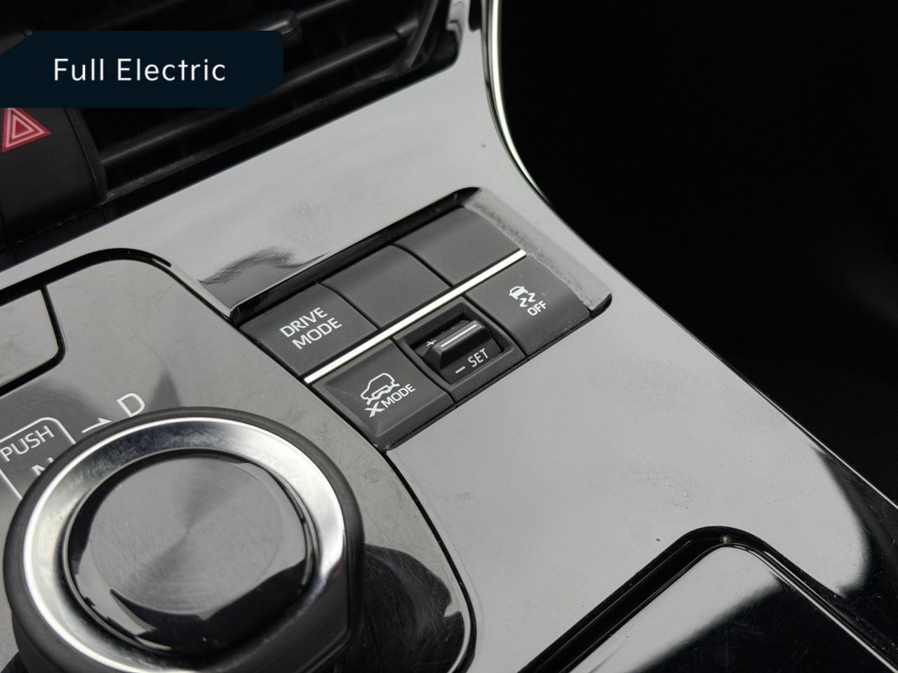 2023 Subaru Solterra Premium AWD Photo
