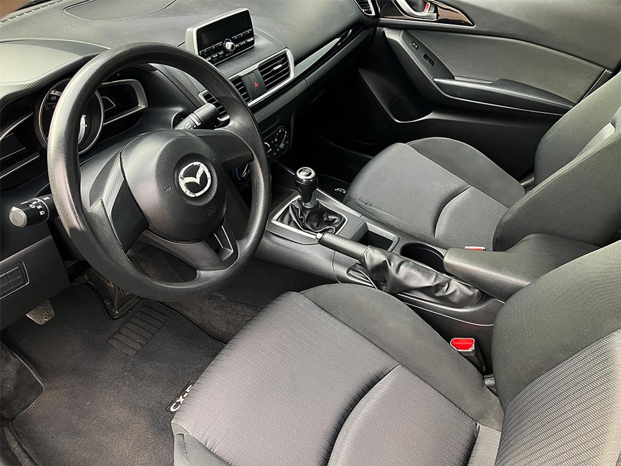 2016 Mazda MAZDA3 GX | SKYACTIVE | MANUAL Photo