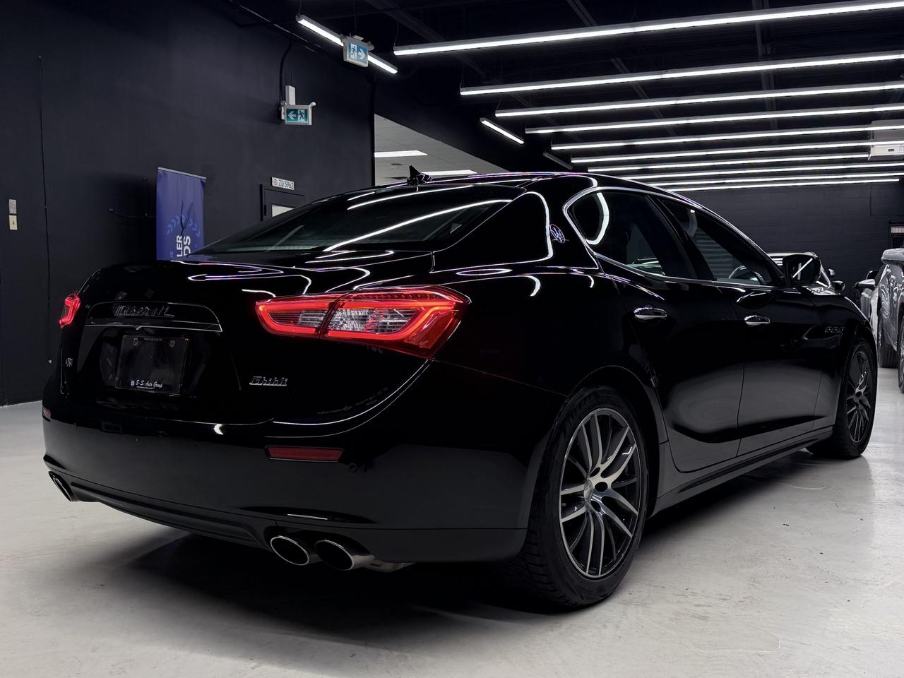 2015 Maserati Ghibli SOLD - PENDING DELIVERY Photo3