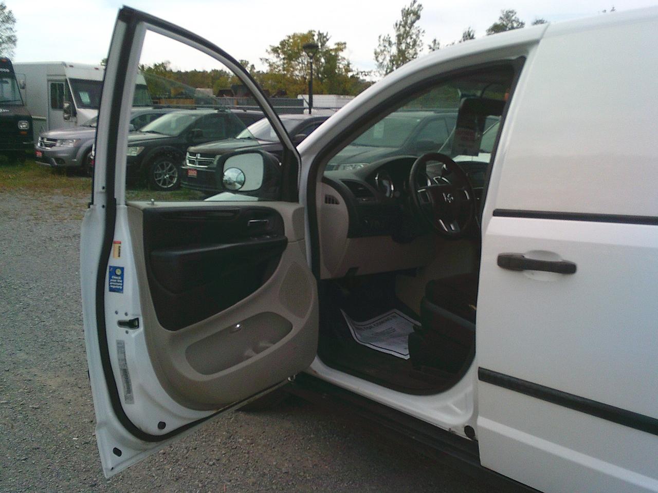 2015 RAM Cargo Van 119" WB Photo