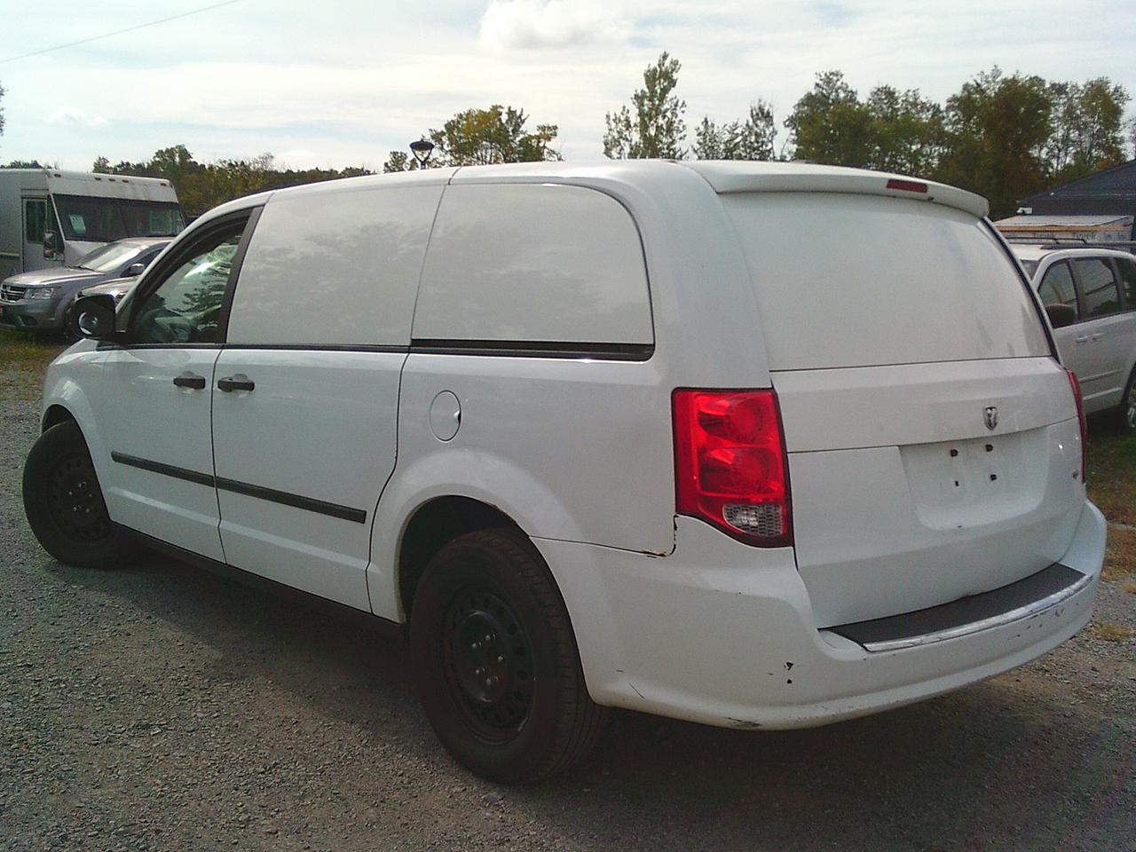 2015 RAM Cargo Van 119" WB Photo