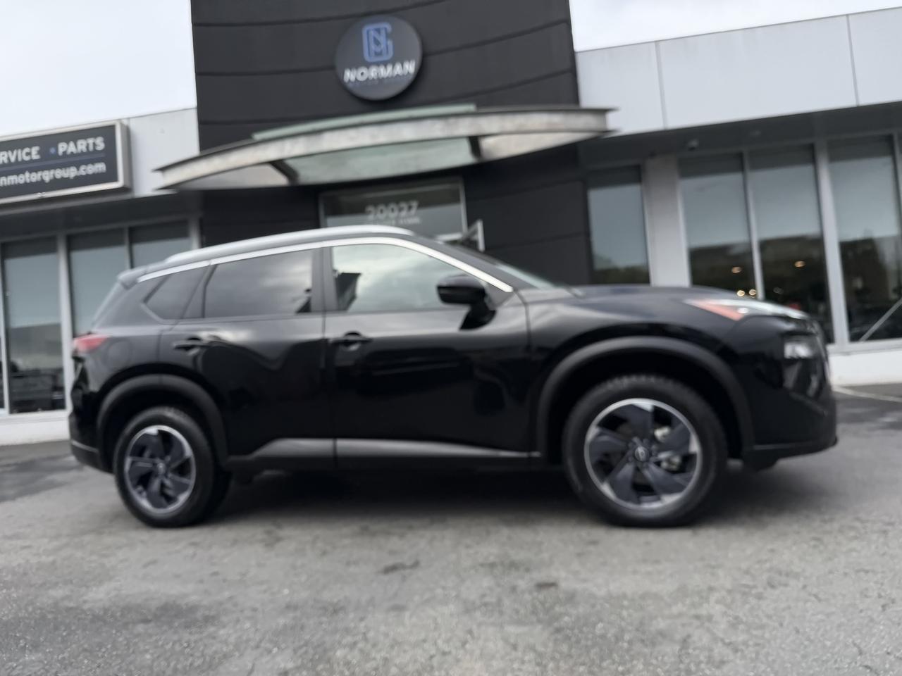 2025 Nissan Rogue AWD SV Moonroof HEATED SEATS/WHEEL SUNROOF B/U CAM - Photo #1