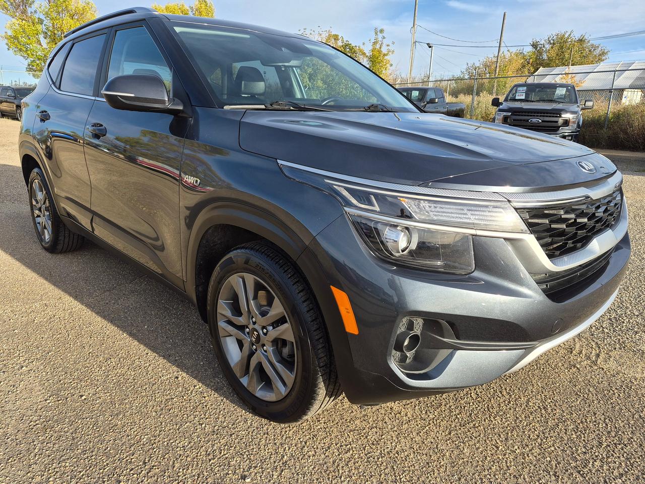 Gray 2021 Kia Seltos Continuously Variable Transmission