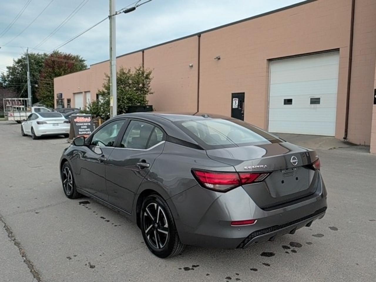 2024 Nissan Sentra SV Photo