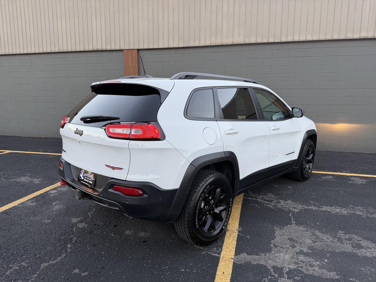 2016 Jeep Cherokee Trailhawk 4WD Photo4