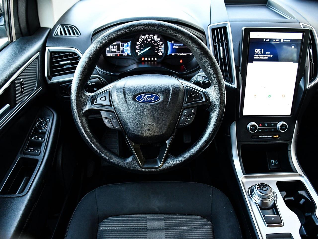 2024 Ford Edge SEL AWD Photo