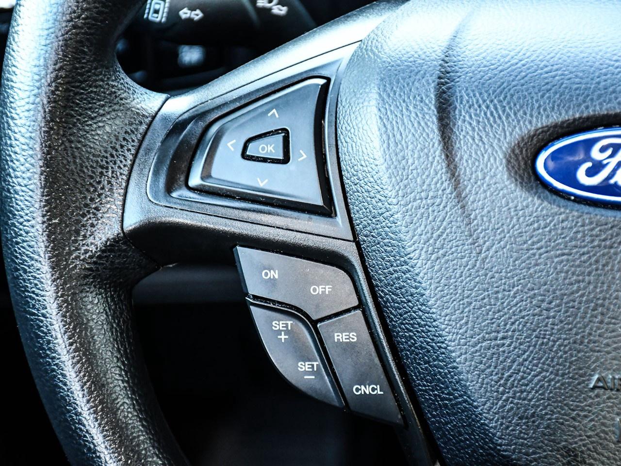 2024 Ford Edge SEL AWD Photo