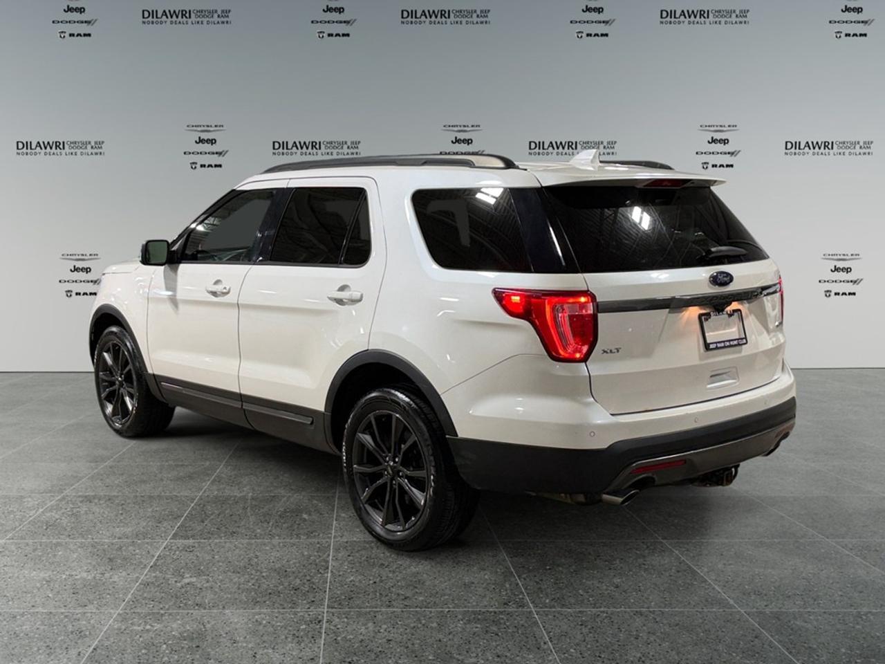 2017 Ford Explorer 4WD 4dr XLT Photo
