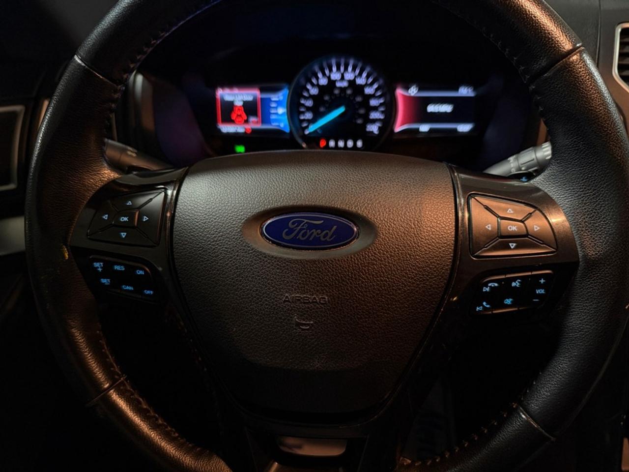 2017 Ford Explorer 4WD 4dr XLT Photo