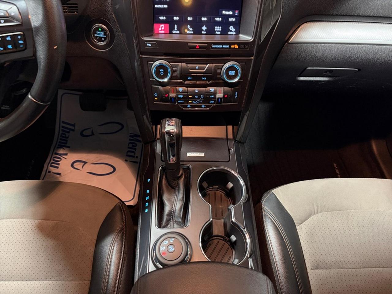 2017 Ford Explorer 4WD 4dr XLT Photo