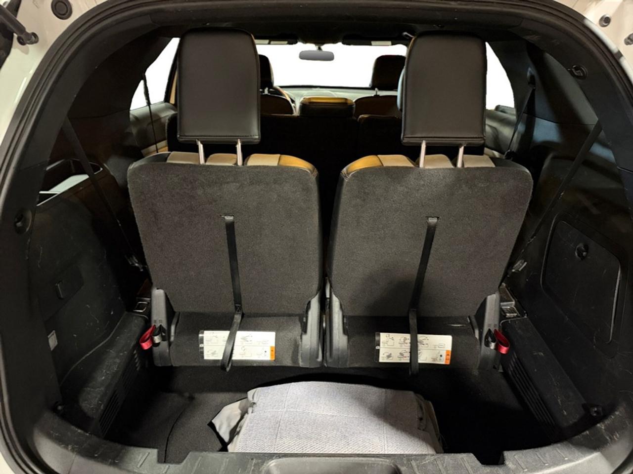 2017 Ford Explorer 4WD 4dr XLT Photo