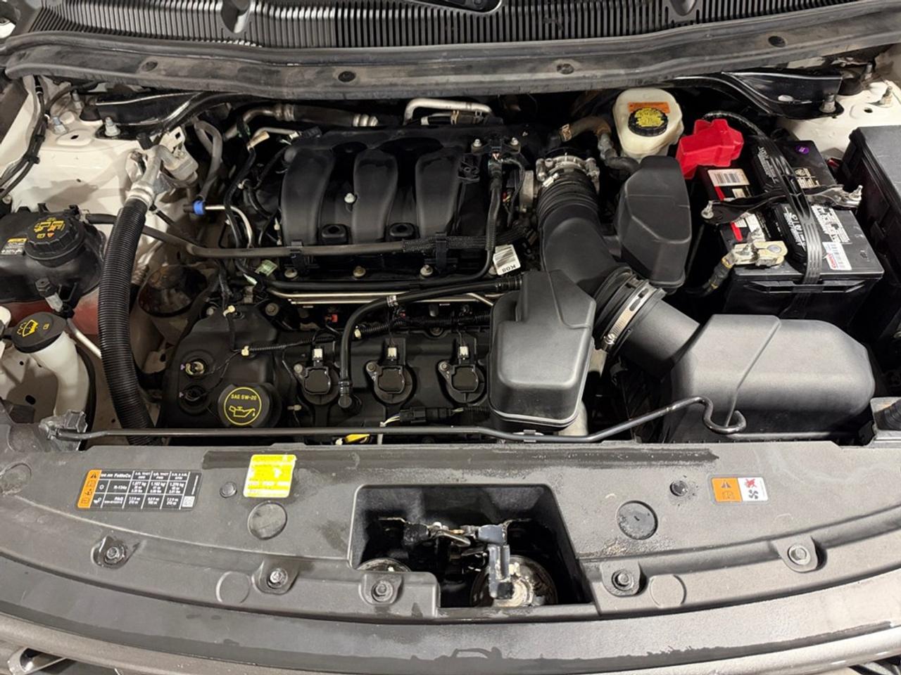 2017 Ford Explorer 4WD 4dr XLT Photo