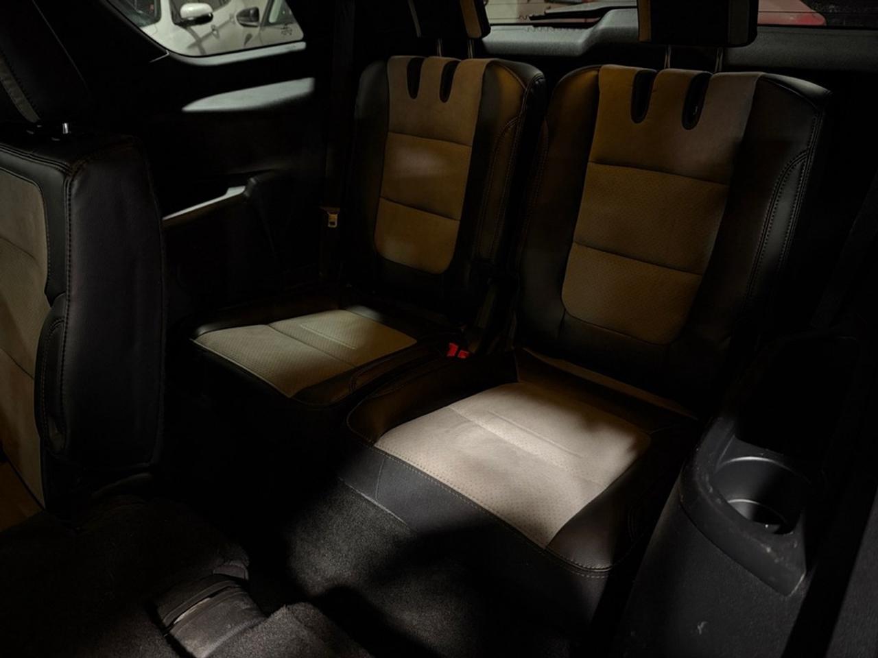 2017 Ford Explorer 4WD 4dr XLT Photo