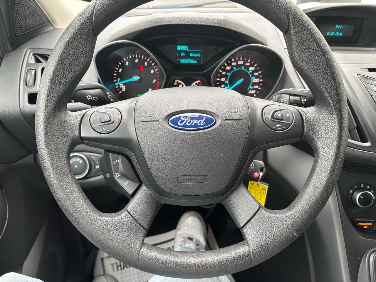 2015 Ford Escape ONLY 92,000KM-1 OWNER-CERTIFIED-SUMMER/WINTER TIRES! Photo