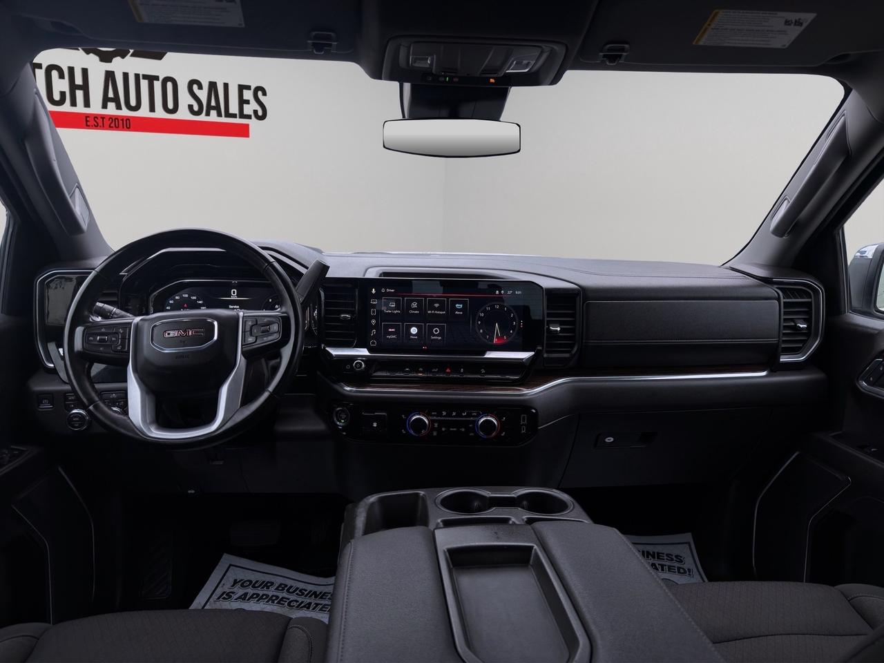 2023 GMC Sierra 1500 4WD Crew Cab 157" SLE Photo