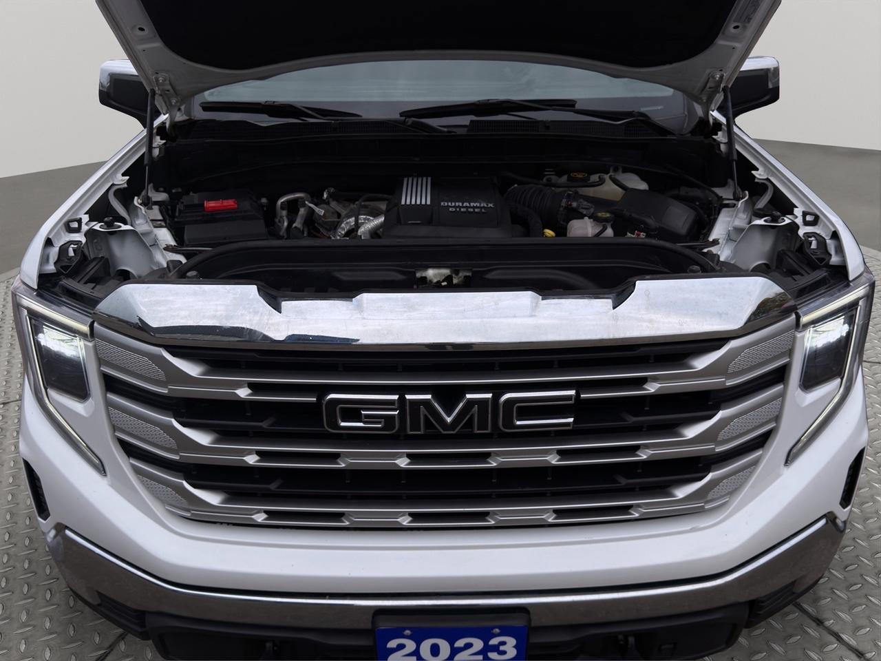 2023 GMC Sierra 1500 4WD Crew Cab 157" SLE Photo
