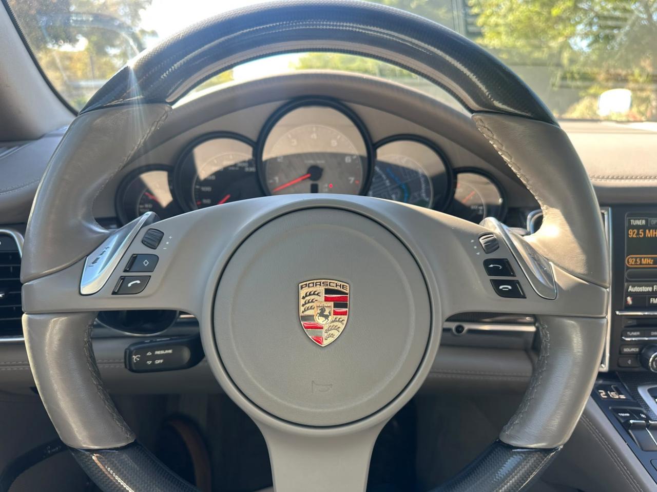2010 Porsche Panamera 4S / AWD / V8 / ADAPTIVE SUSPENSION / LOW KM'S / STUNNING SHAPE Photo
