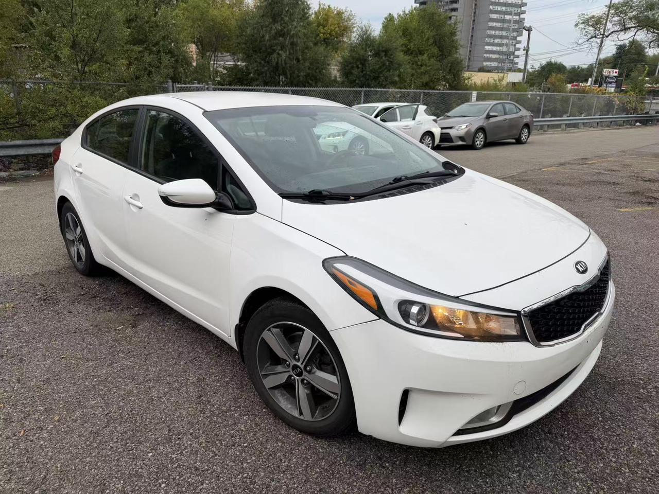 2018 Kia Forte LX+ Auto Photo2