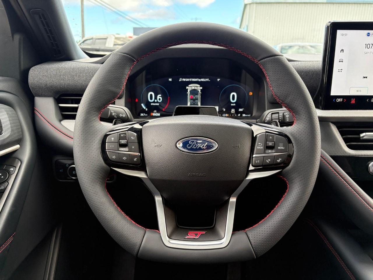 2027 Ford Explorer ST 4WD Photo