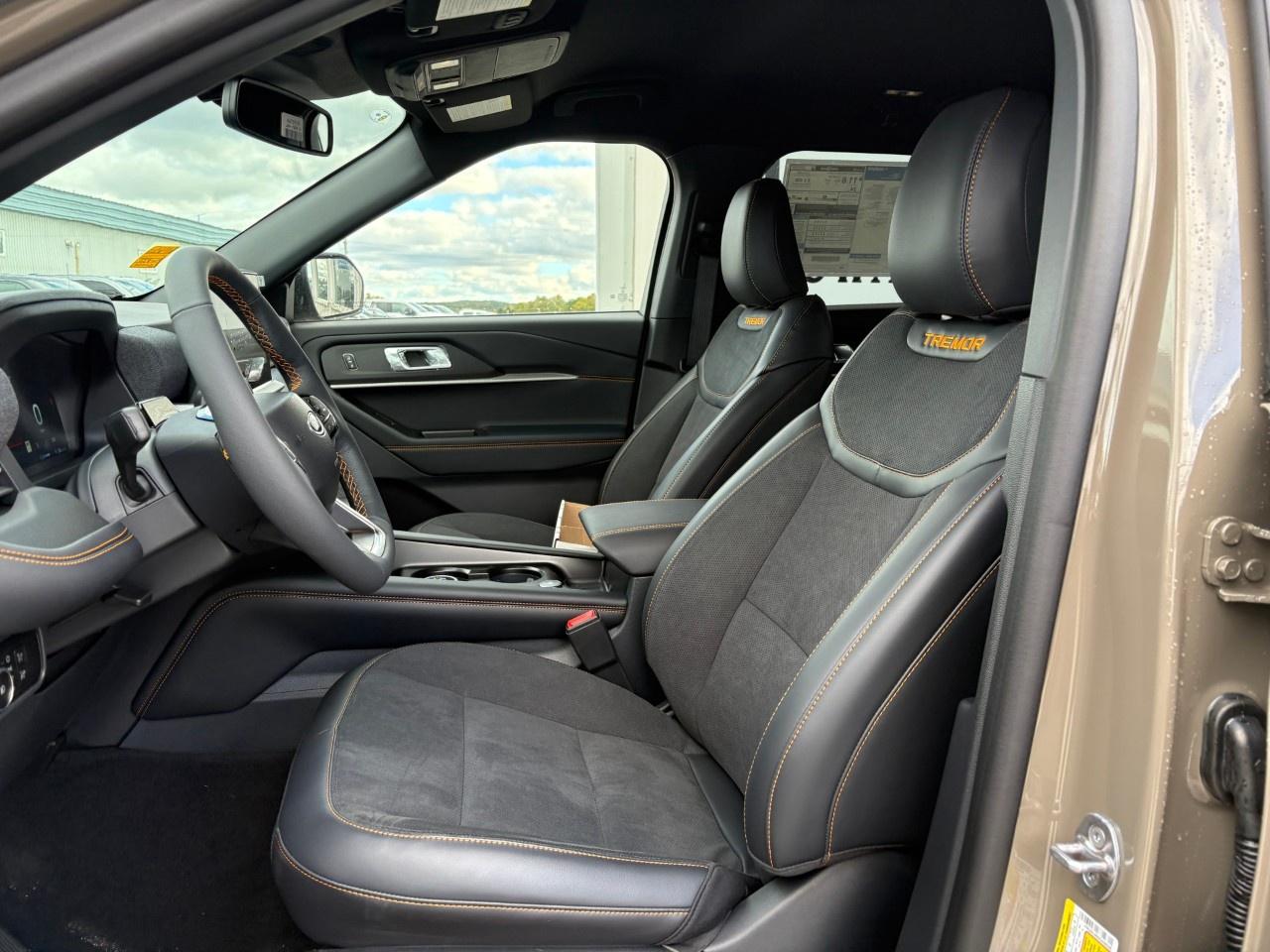 2027 Ford Explorer Tremor 4WD Photo