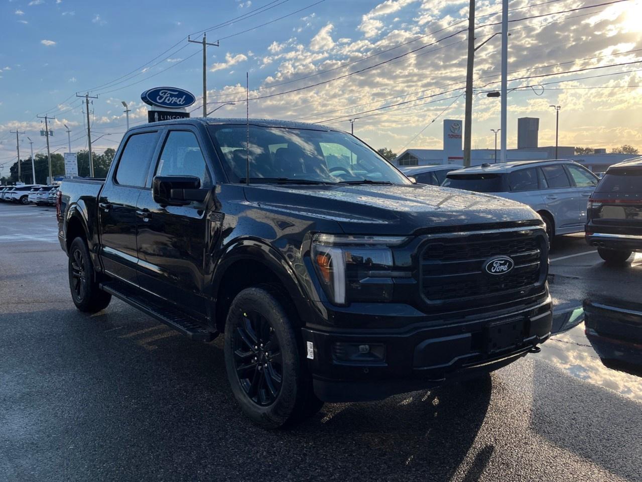 2026 Ford F-150 Lariat 4WD SuperCrew 5.5' Box Photo